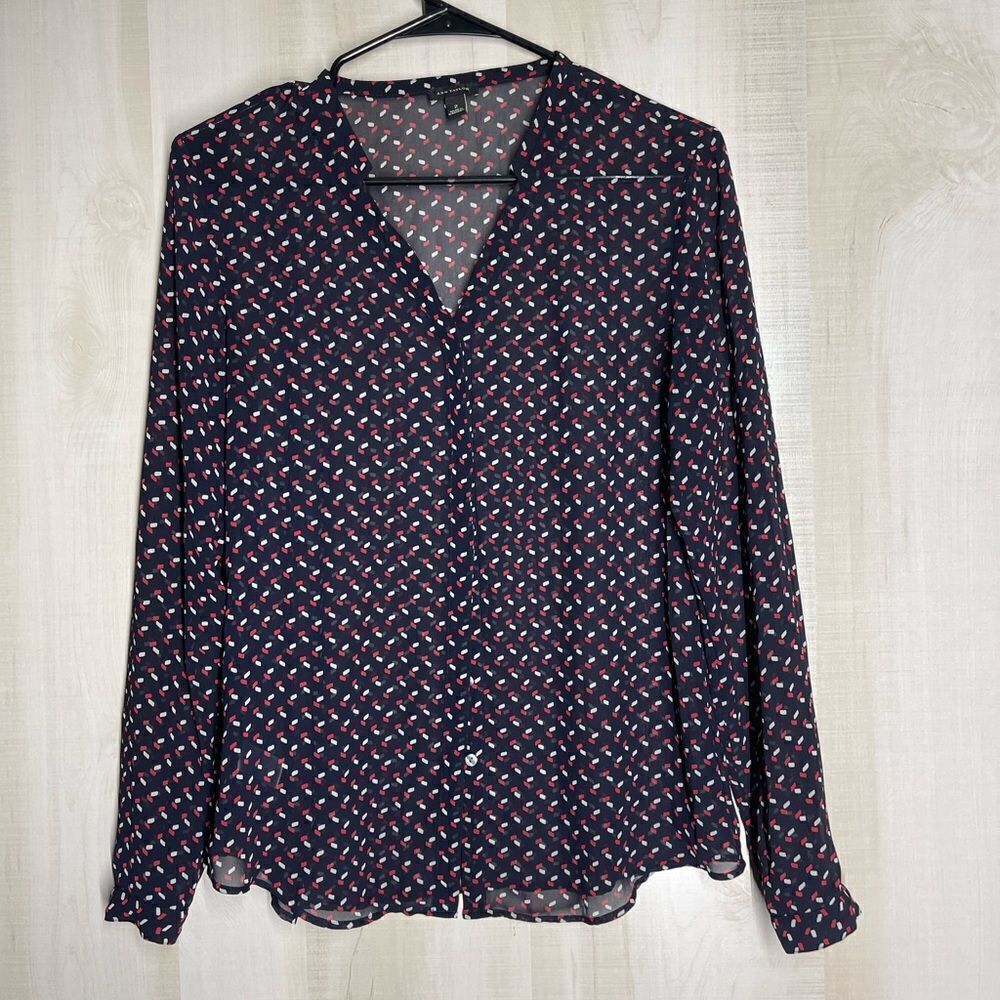 Ann Taylor navy with red and white bottom‎ front blouse long sleeve, size 2